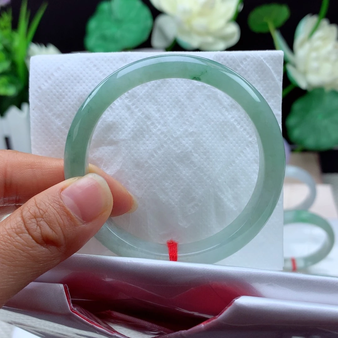 未镶嵌手镯翡翠纯天然9