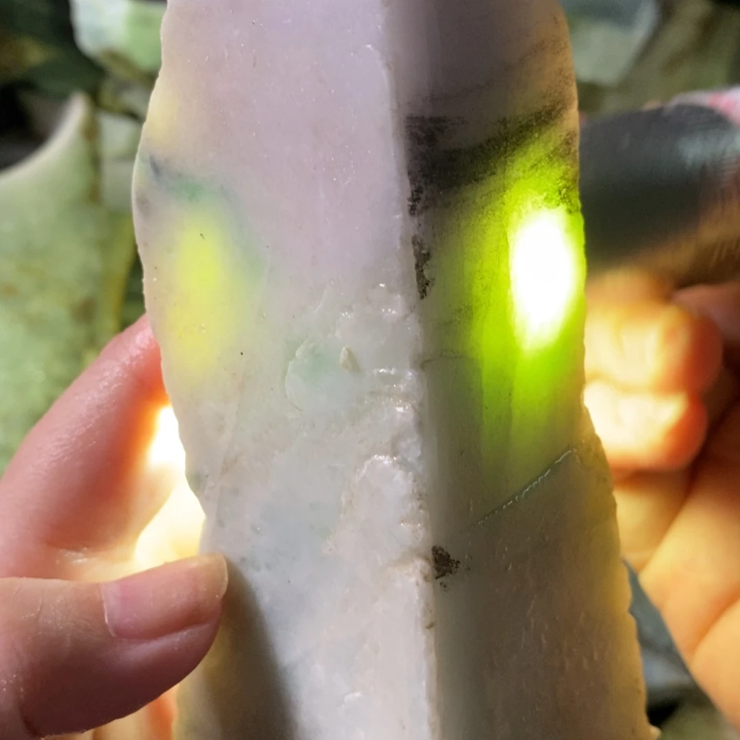 颈饰未镶嵌翡翠天然翡翠