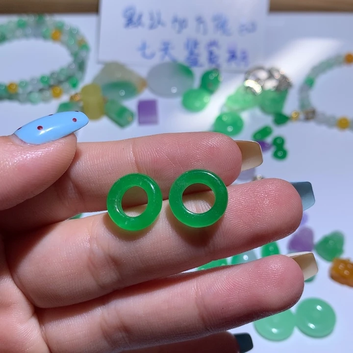 奕***～翡翠未镶嵌颈饰无镶嵌