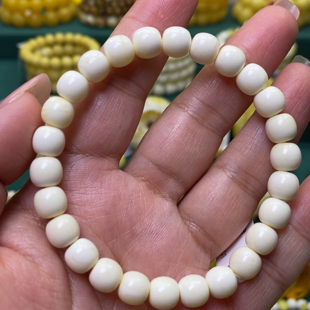 蜜蜡未镶嵌裸石8➕