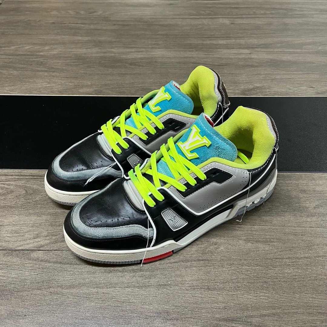 90新 LouisVuitton/路易威登 trainer黑水泥秀款 42码 e2107
