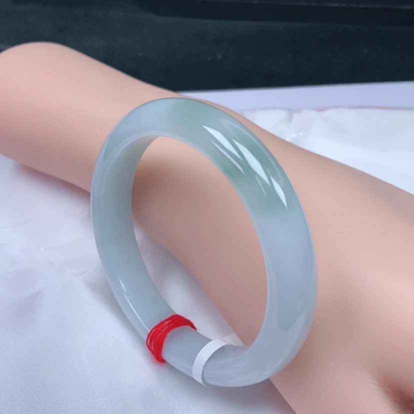 【闪购商品】翡翠手镯未镶嵌，