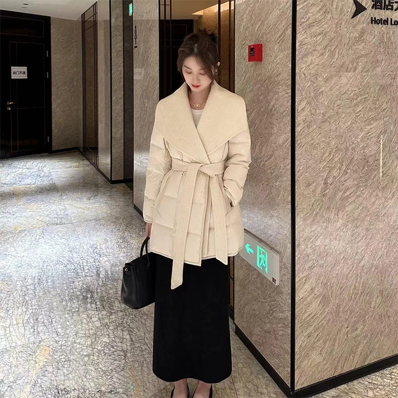 秋冬时尚夹棉加厚大翻领棉服外套棉衣2024冬季新款棉袄女冬装