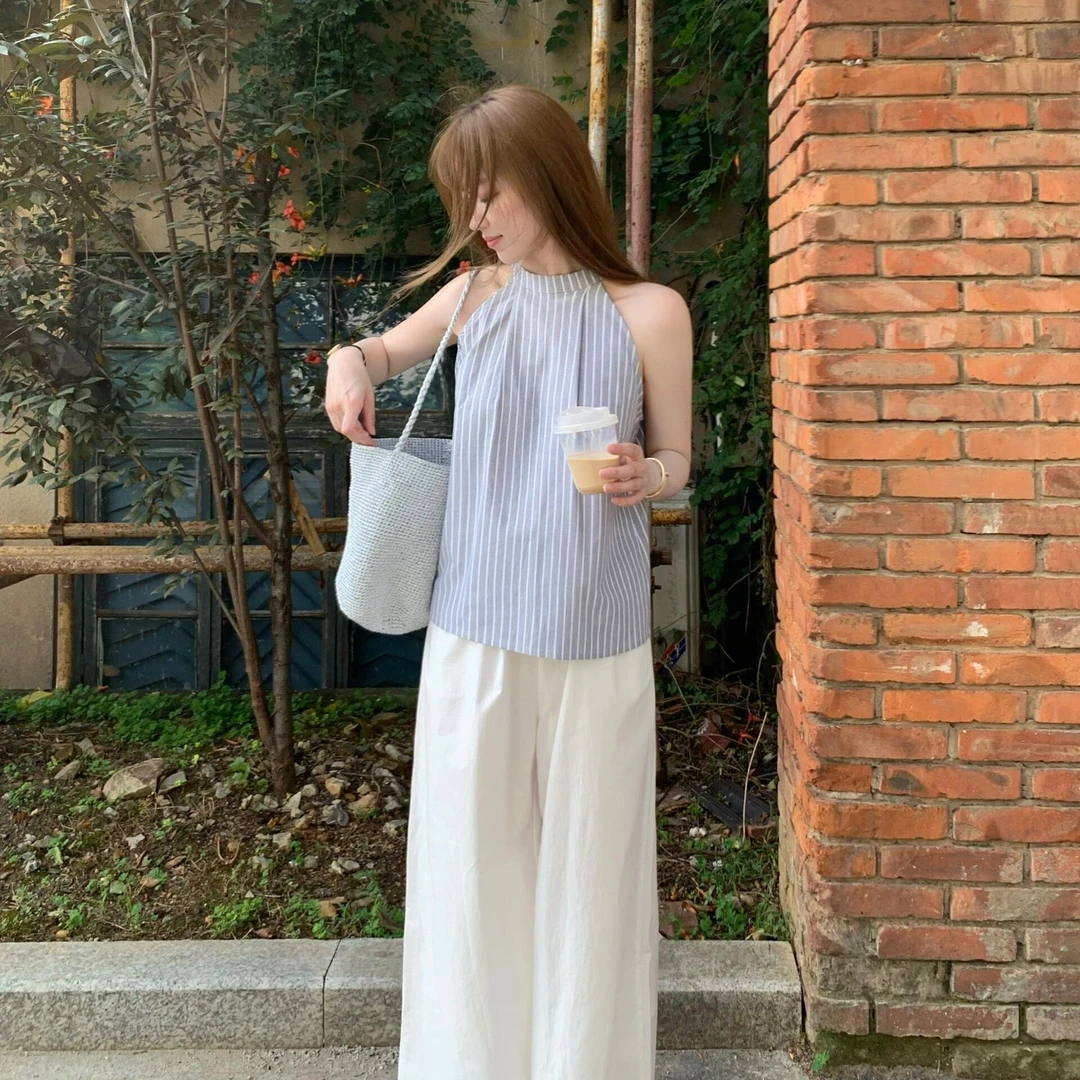 条纹挂脖无袖背心女夏季新款设计感小众外穿显瘦短款露肩吊带上衣