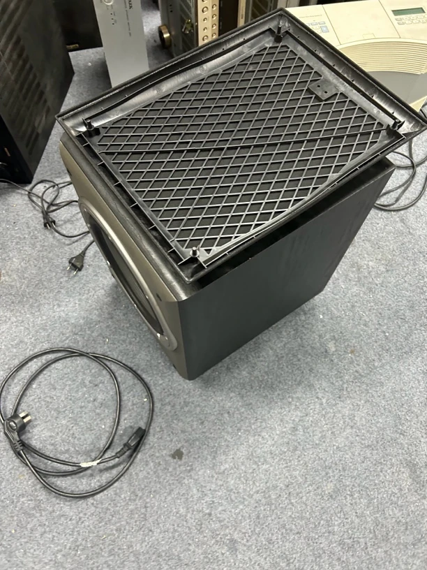 10寸低音炮一个运费自理