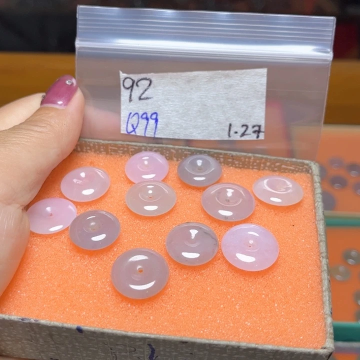 定制翡翠未镶嵌不