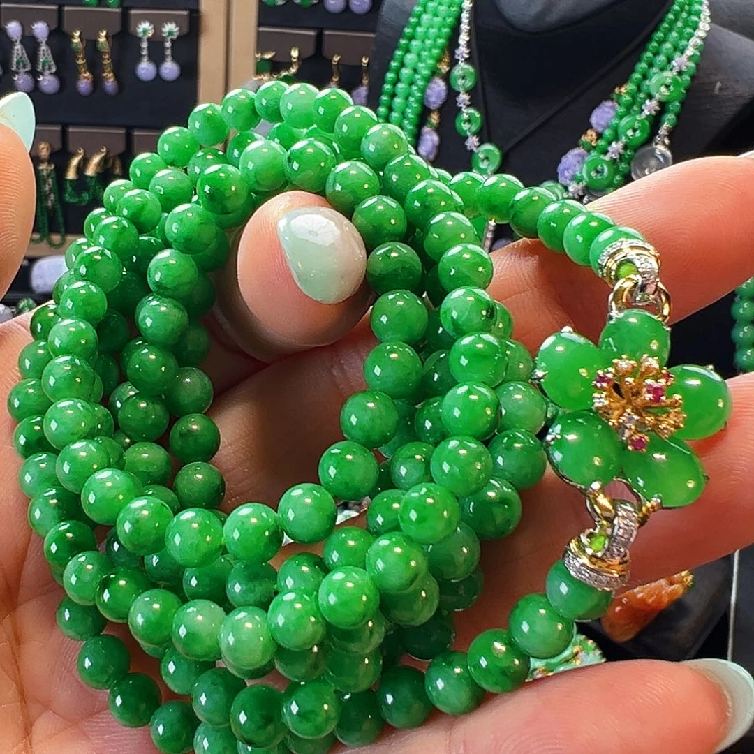 翡翠18K金镶嵌颈饰签收后24小时鉴赏期