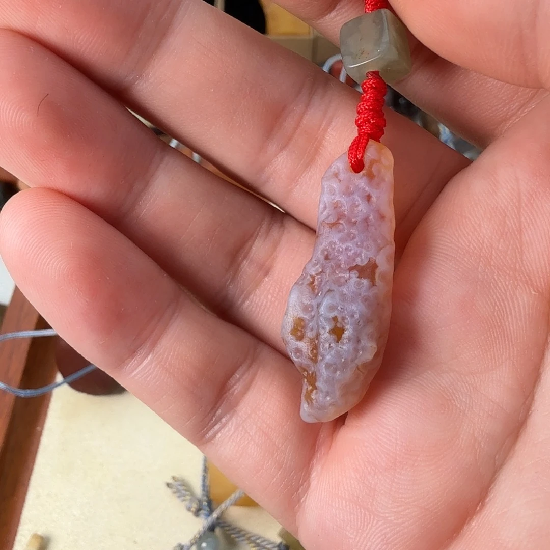 竹***计只买单纯的吊坠，没带链子，属的性质。