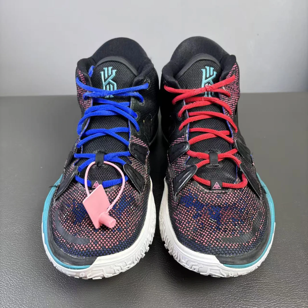 44.5码 欧7篮球鞋