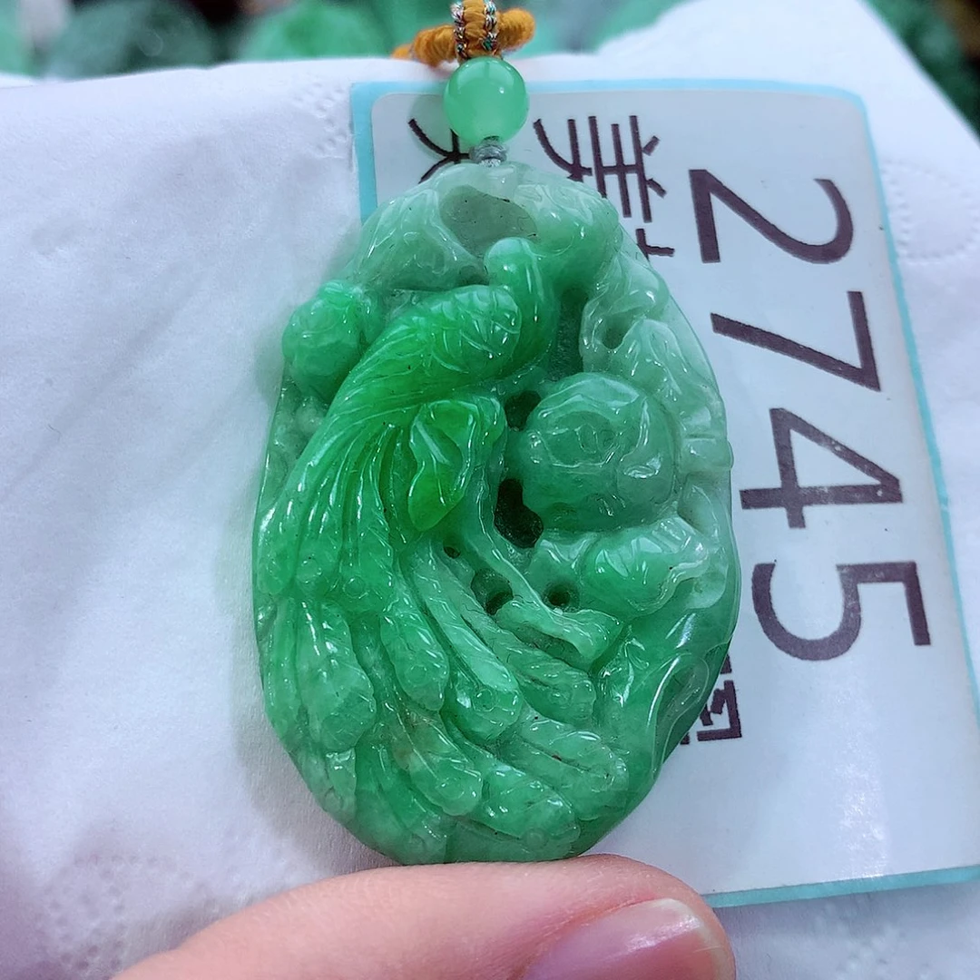 吊坠(不含链)未镶嵌翡翠