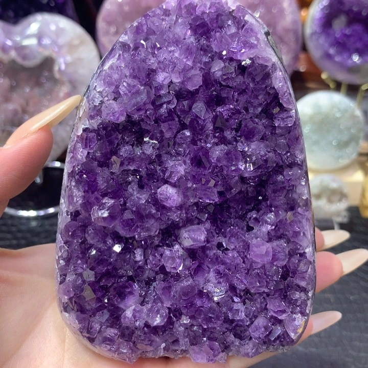 未镶嵌紫晶珠宝半成品晶镇