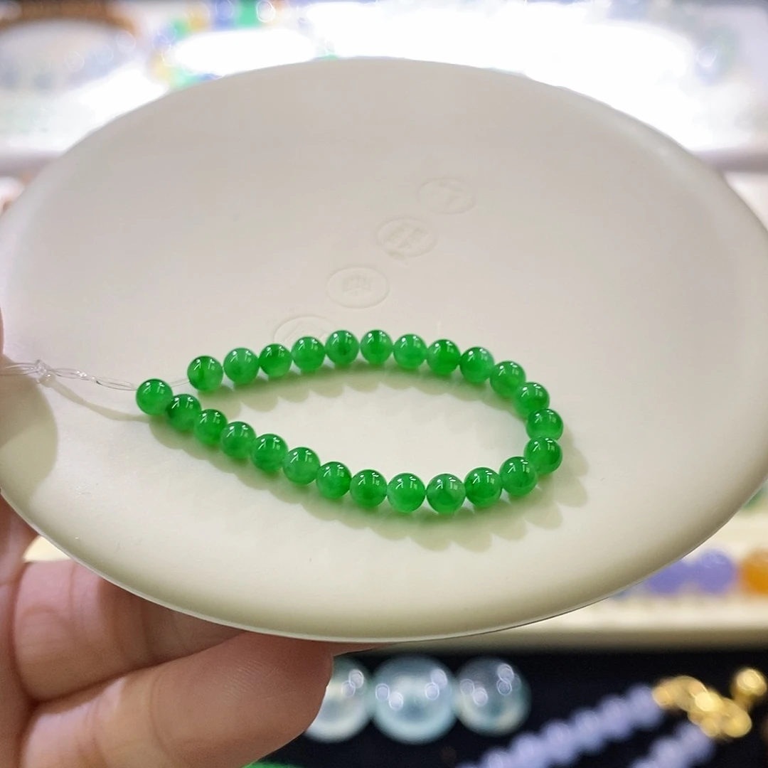 未镶嵌挂件翡翠单颗价格 多样性发其一