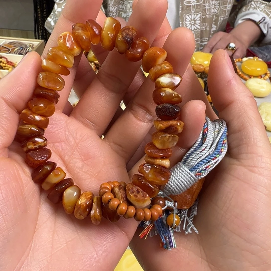 琥珀裸石未镶嵌蜜蜡