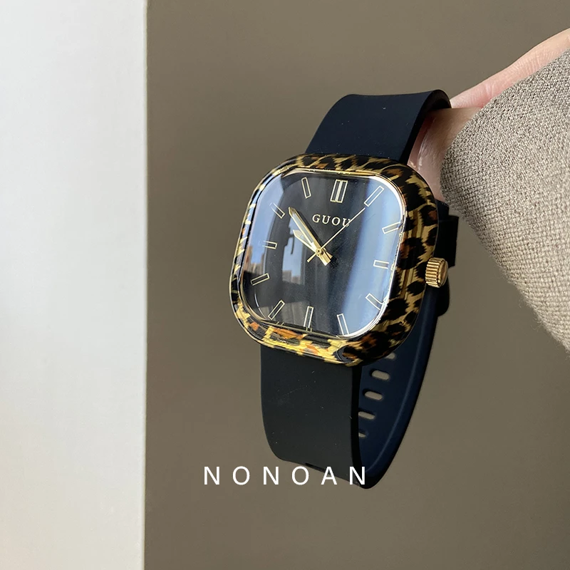 NONOAN 豹纹硅胶大表盘手表女精致气质高级感小众设计潮流ins腕表
