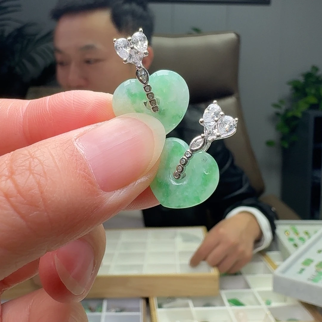 翡翠银S925镶嵌吊坠(不含链)多样性发货其一