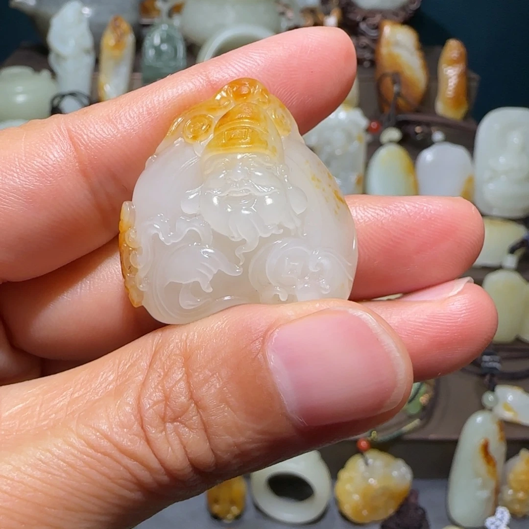 风***雨和田玉未镶嵌颈饰