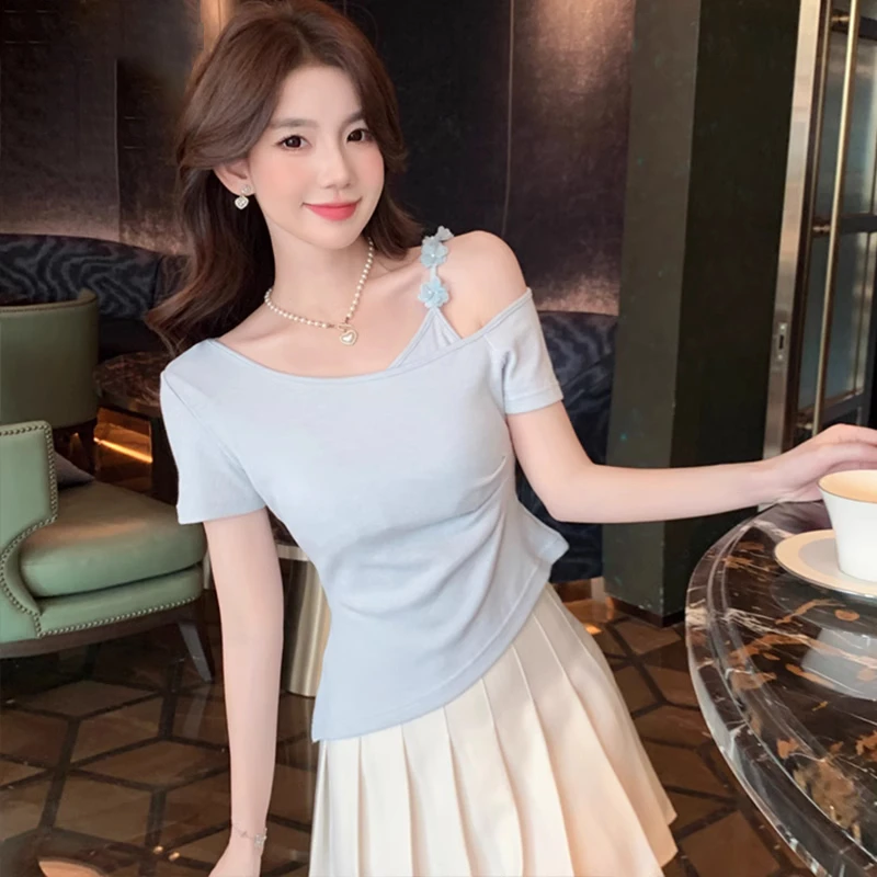 设计感立体花朵露肩短袖T恤女2025夏季新款修身显瘦韩系ins上衣潮