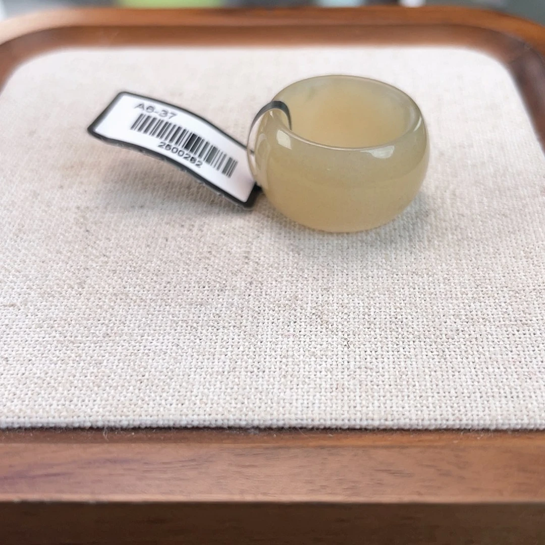 和田玉未镶嵌戒指U46糖墩墩16.4不退换