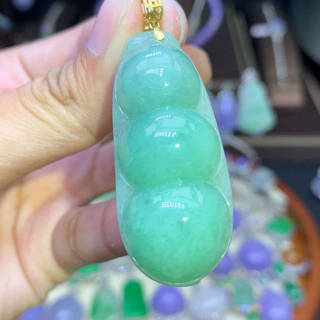 翡翠颈饰18K金镶嵌天然