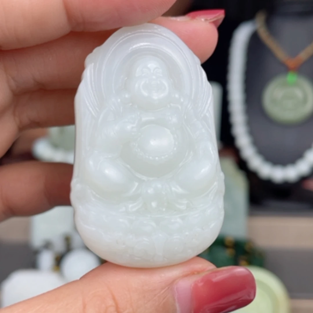 【闪购商品】颈饰未镶嵌和田玉