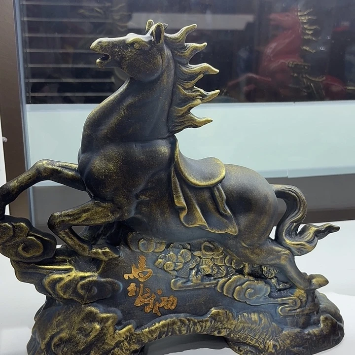 陶瓷马到成功摆件酒瓶