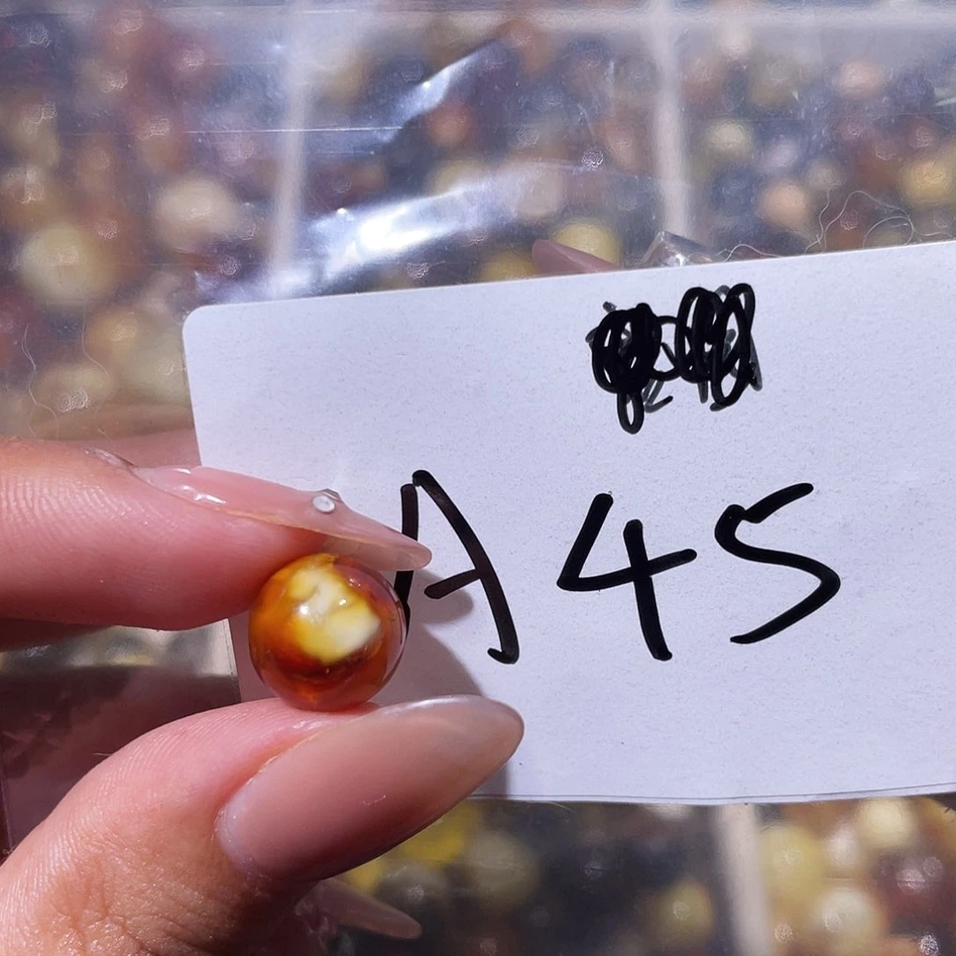 未镶嵌琥珀裸石10.8福利