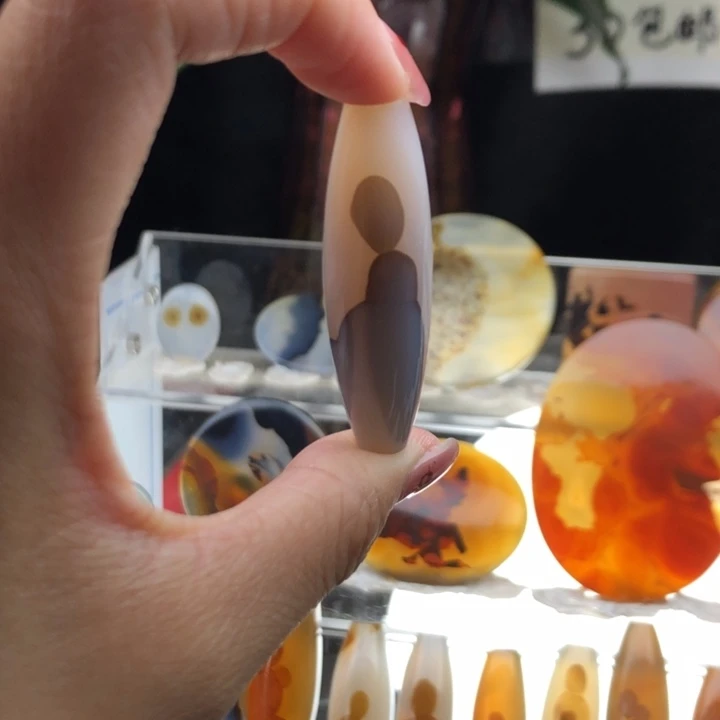 玛瑙/玉髓颈饰未镶嵌101