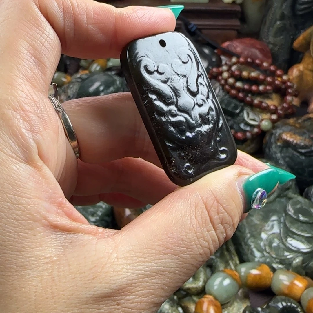 岫岩河磨玉（透闪石质玉）把件未镶嵌