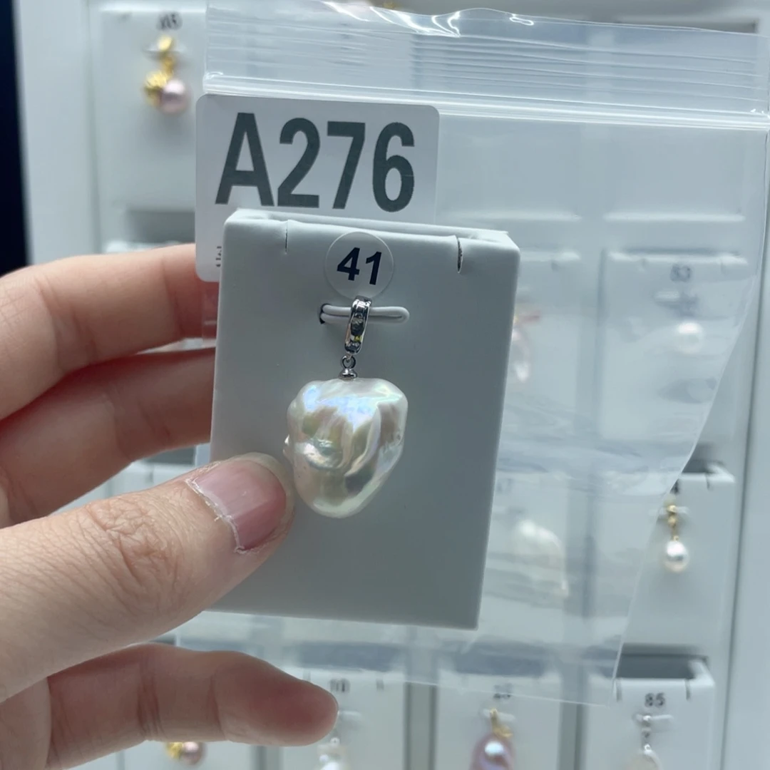 淡水珍珠颈饰合金