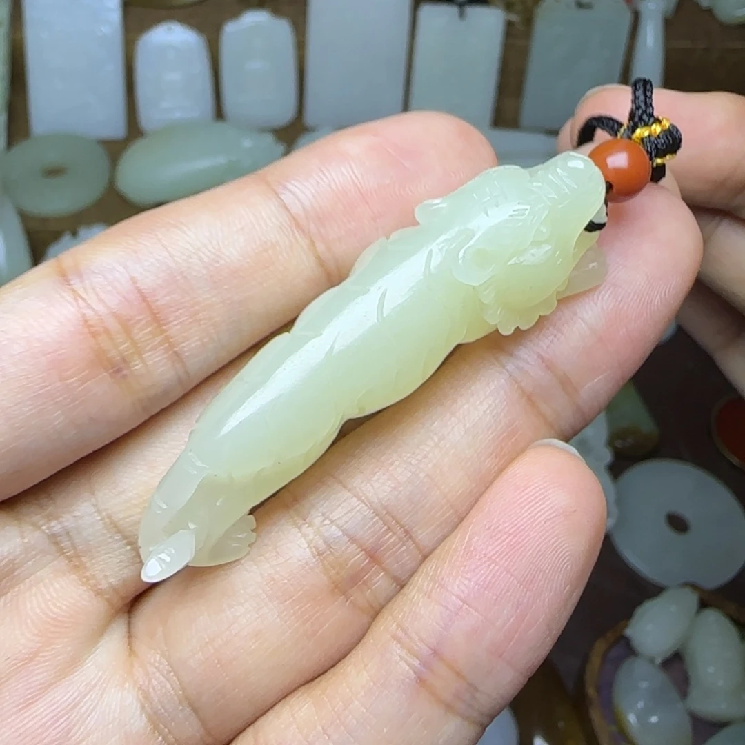 和田玉未镶嵌摆件虎