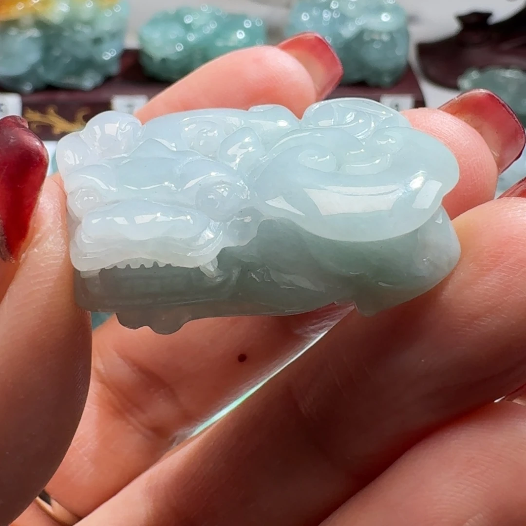 定制翡翠未镶嵌貔貅