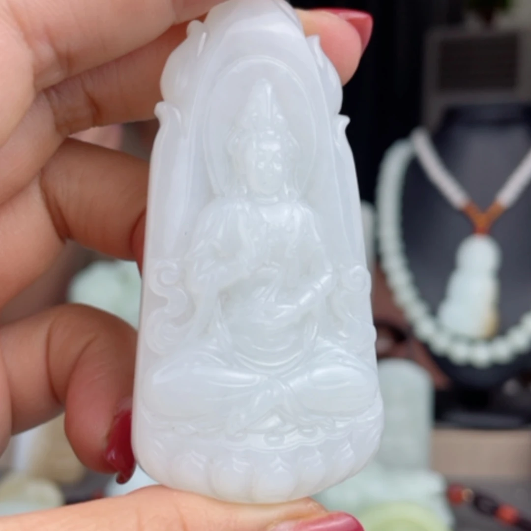 【闪购商品】颈饰未镶嵌和田玉