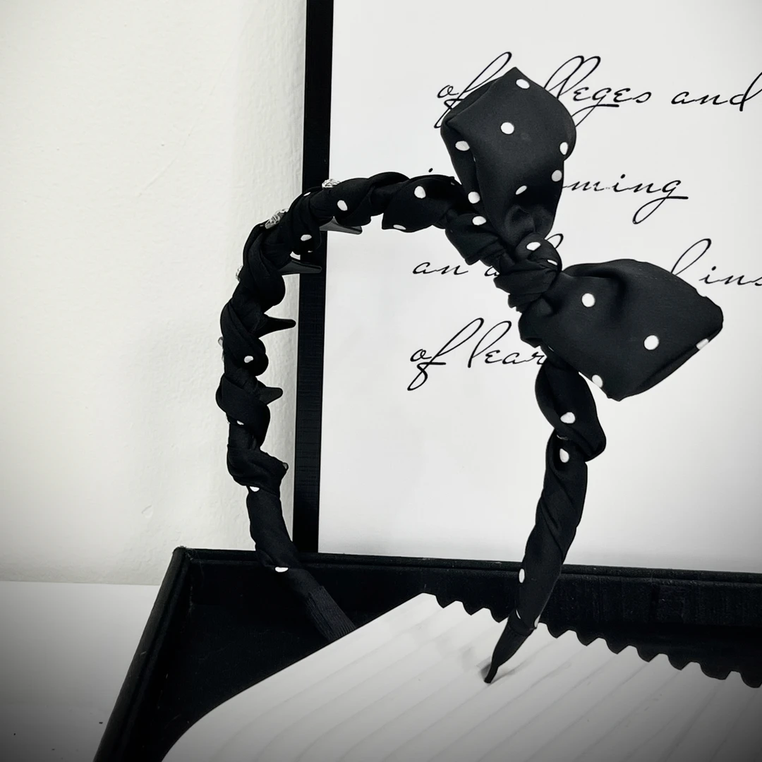 杨大姐推荐《黑精灵》韩国新品高级感复古甜美风蝴蝶结波点发箍发饰