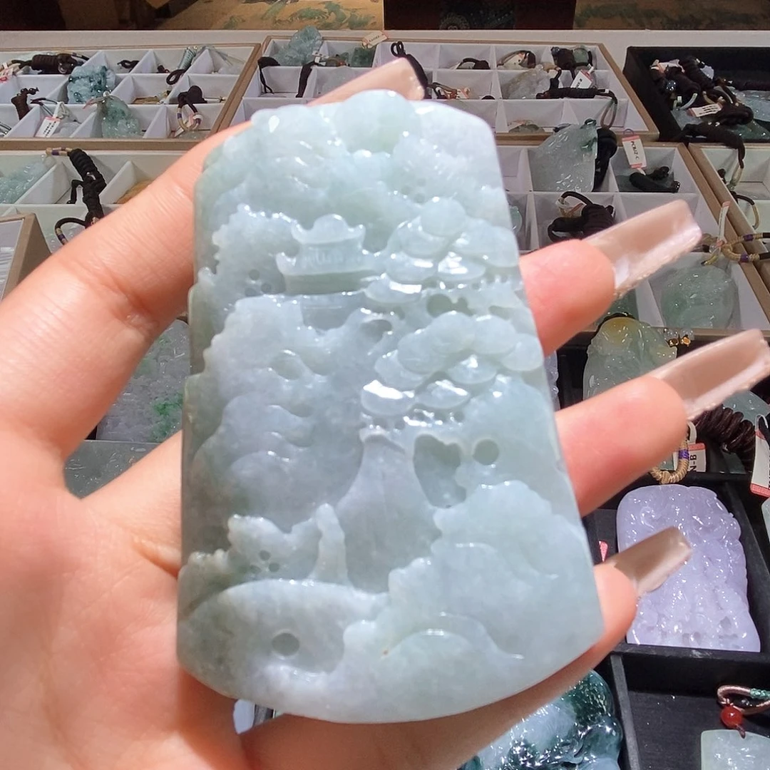 翡翠颈饰未镶嵌天然