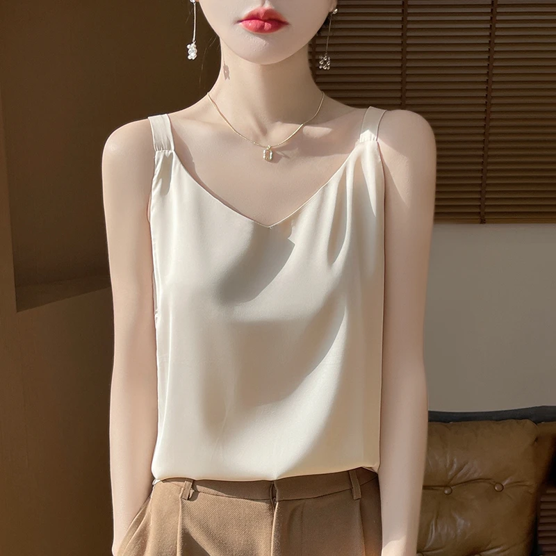 简约百搭~2025夏季纯色V领缎面丝滑套头无袖打底高级吊带背心D38