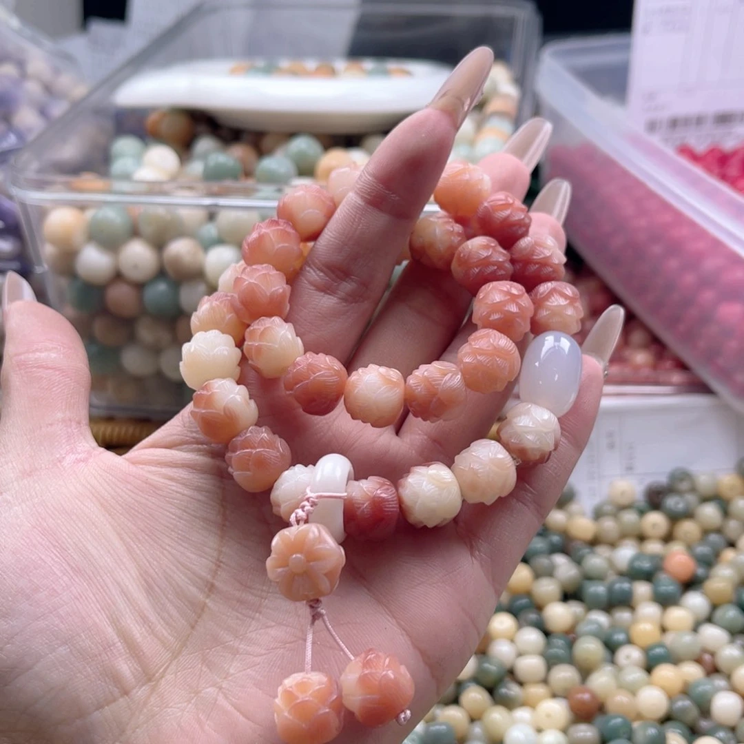 白玉菩提吊坠z12mm20颗。五层精雕莲花福利不售后