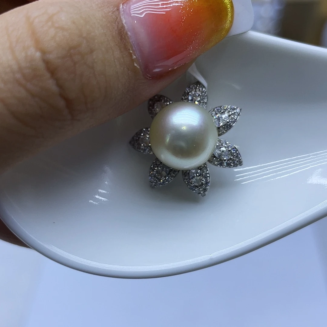 银S925镶嵌海水珍珠颈饰