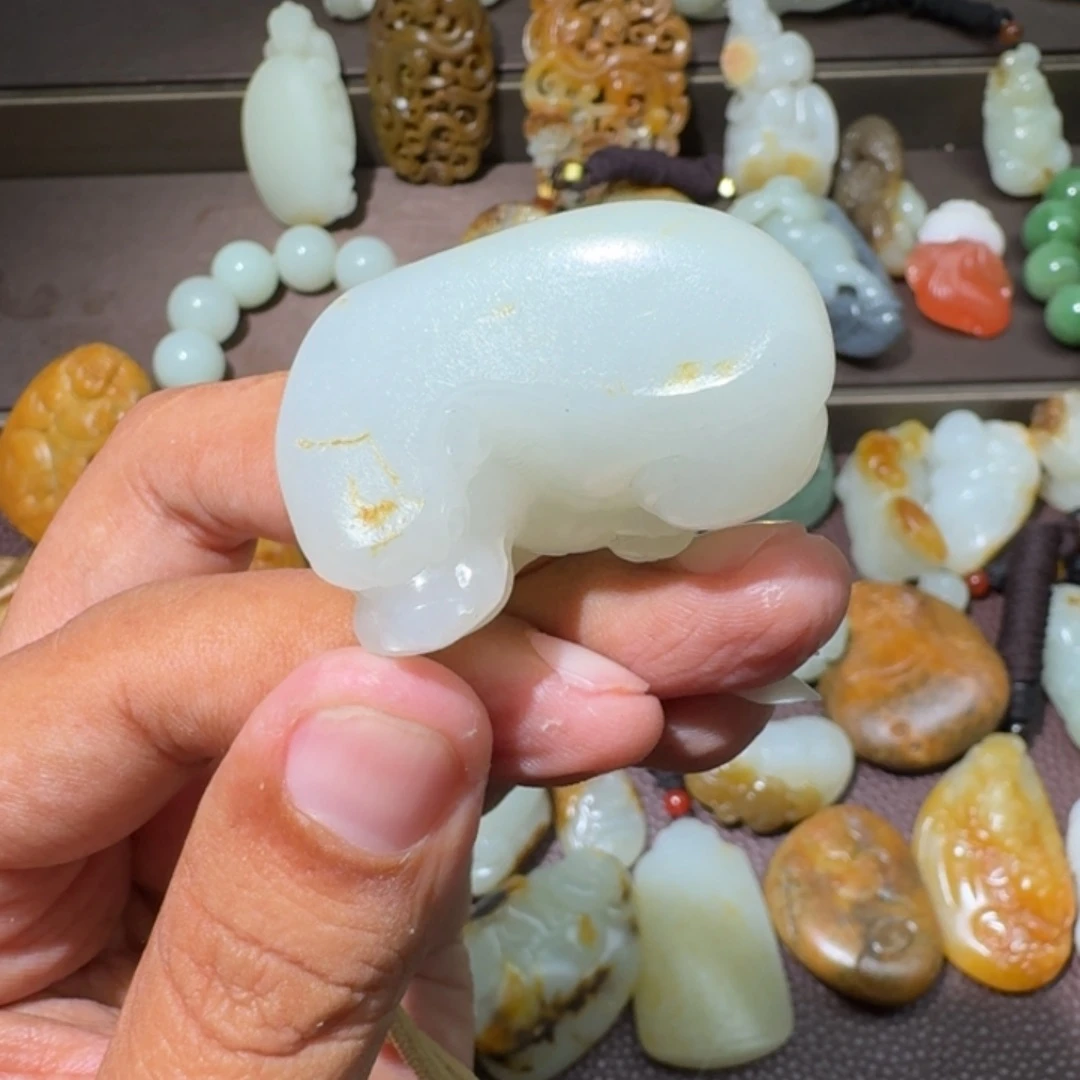 和田玉未镶嵌吊坠(不含链)