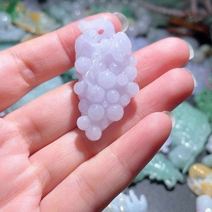 颈饰未镶嵌翡翠天