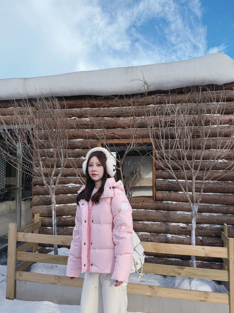 【LUXINIUYA】暖芙芙 高绒量设计感保暖羽绒服#QDS429