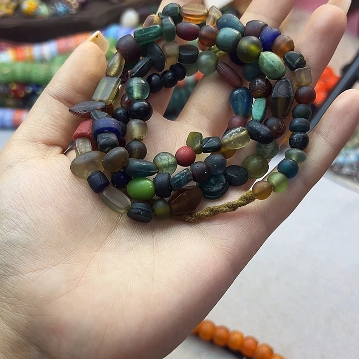 琉璃颈饰尼泊尔琉璃