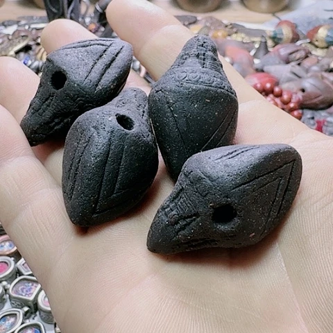 【闪购商品】花岗石非金属锆石铁合金