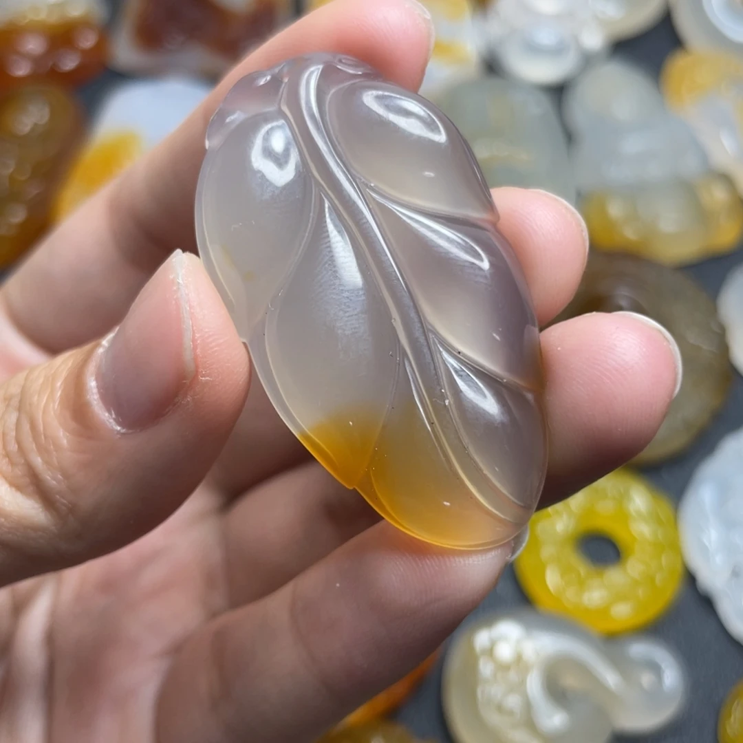 玛瑙/玉髓未镶嵌颈饰