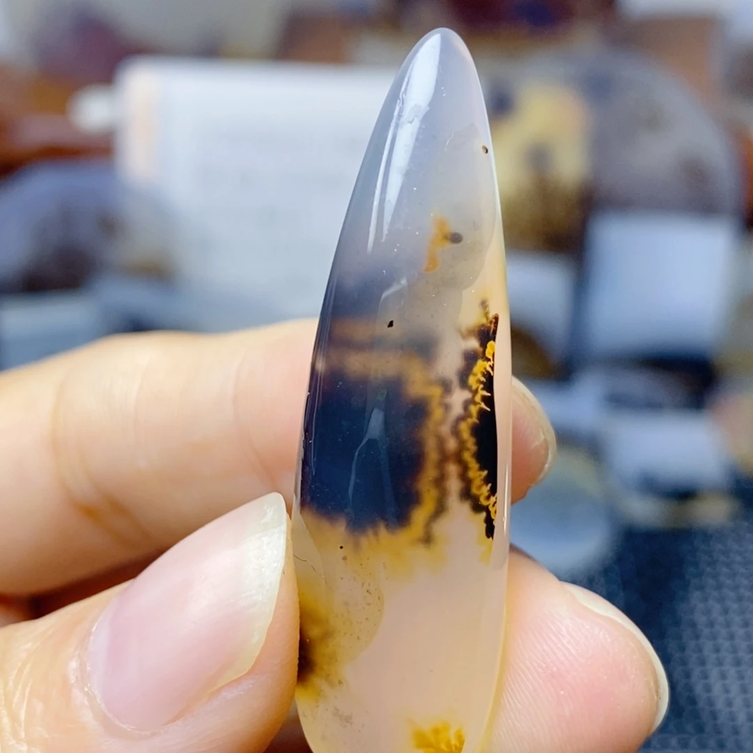 玛瑙/玉髓未镶嵌珠宝奇石