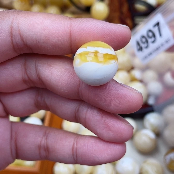 蜜蜡未镶嵌珠宝奇石粉17.7