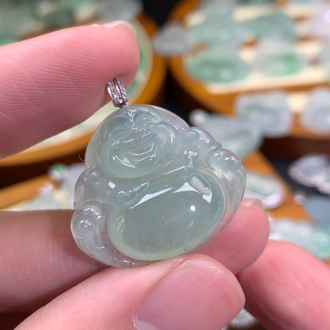 翡翠颈饰18K金镶嵌佛公