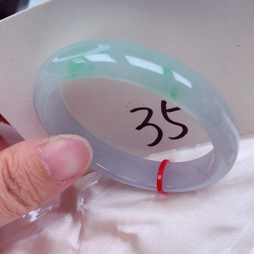 翡翠未镶嵌手镯（贵妃镯）翡翠