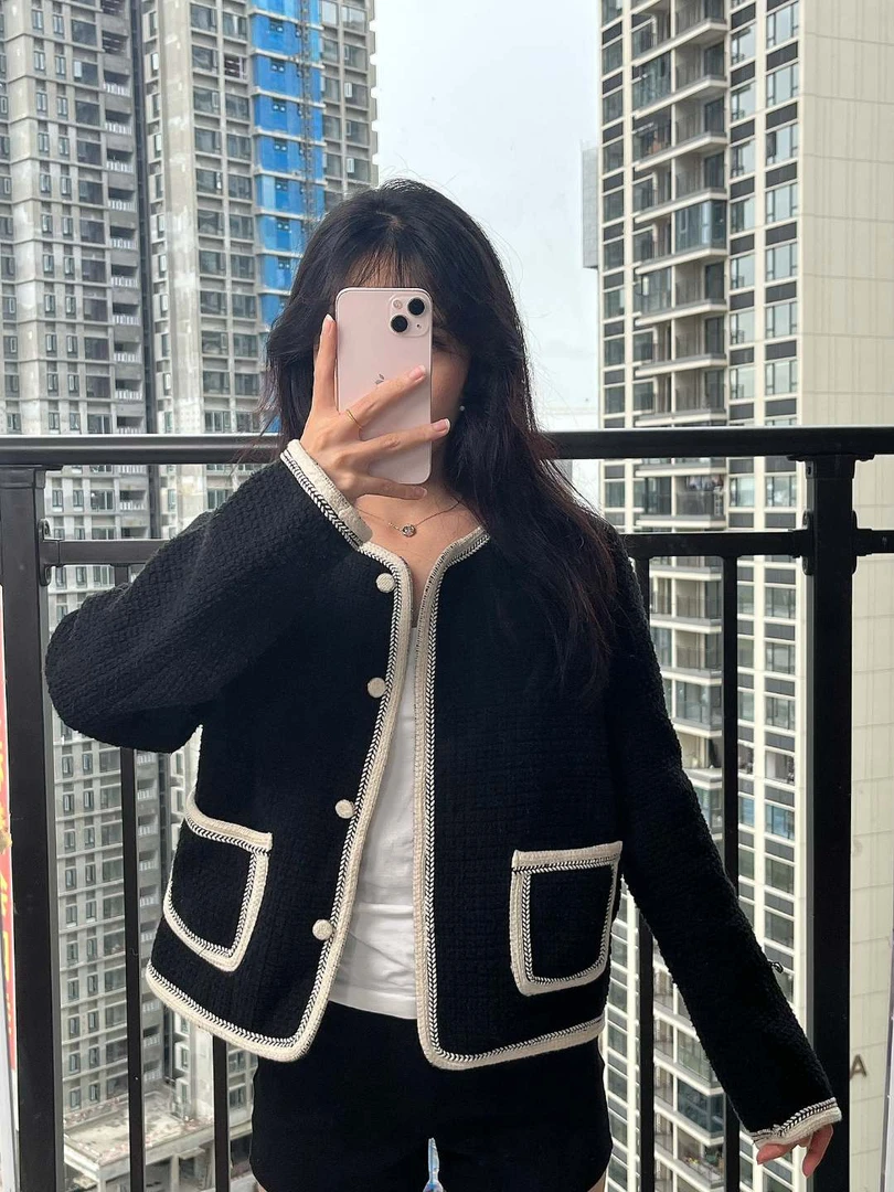 编号（101199）小香风外套气质时尚秋季NO退换默认瑕春秋