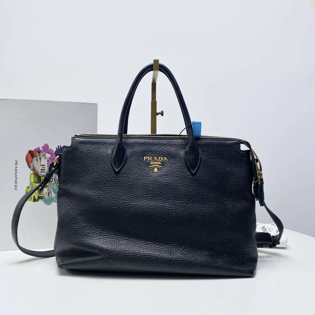 95新 Prada/普拉达 Prada黑色手提斜挎包 THZA087