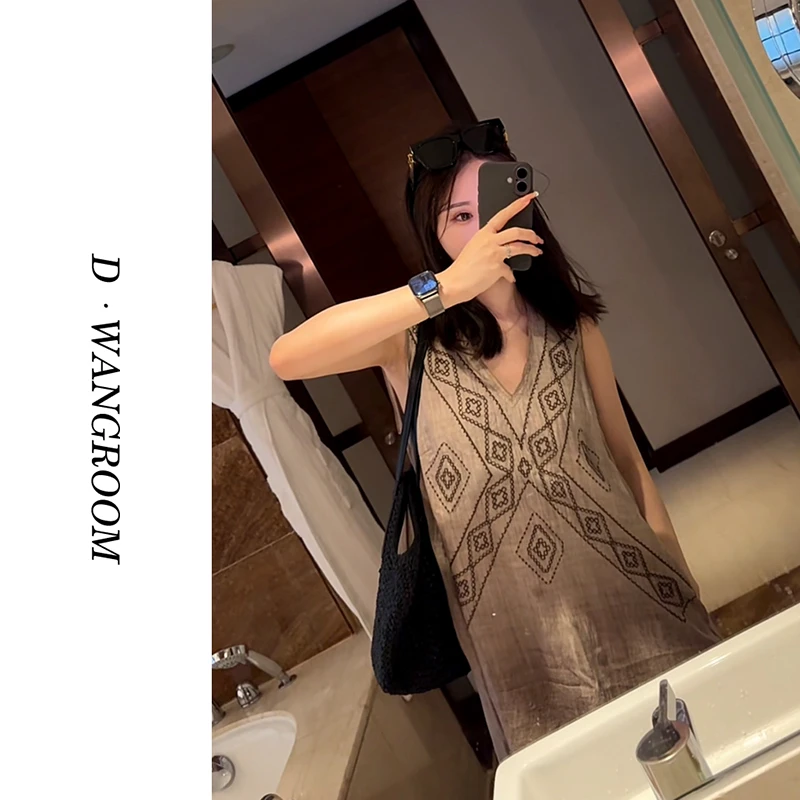 丁小晗【南法老钱】“竺麻炒色工艺丨进口专机定位”私服连衣裙L2122
